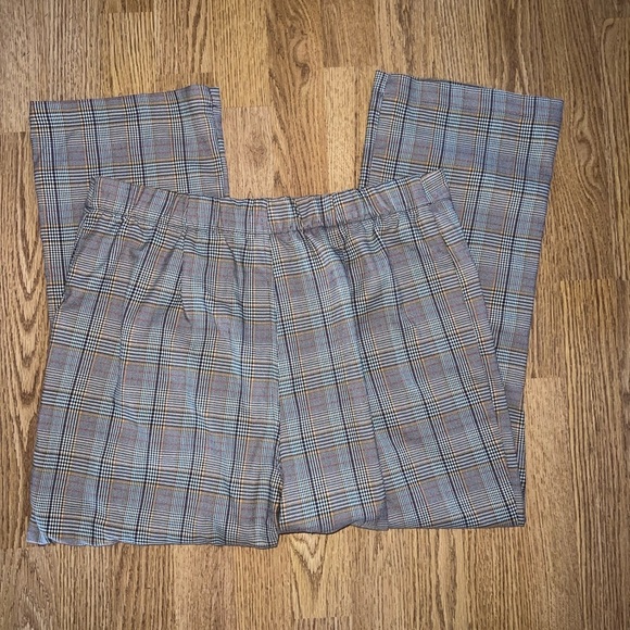 Pants - Picture 7 of 7